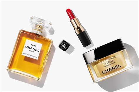 CHANEL Fragrance and Beauty boutique at Palisades Village